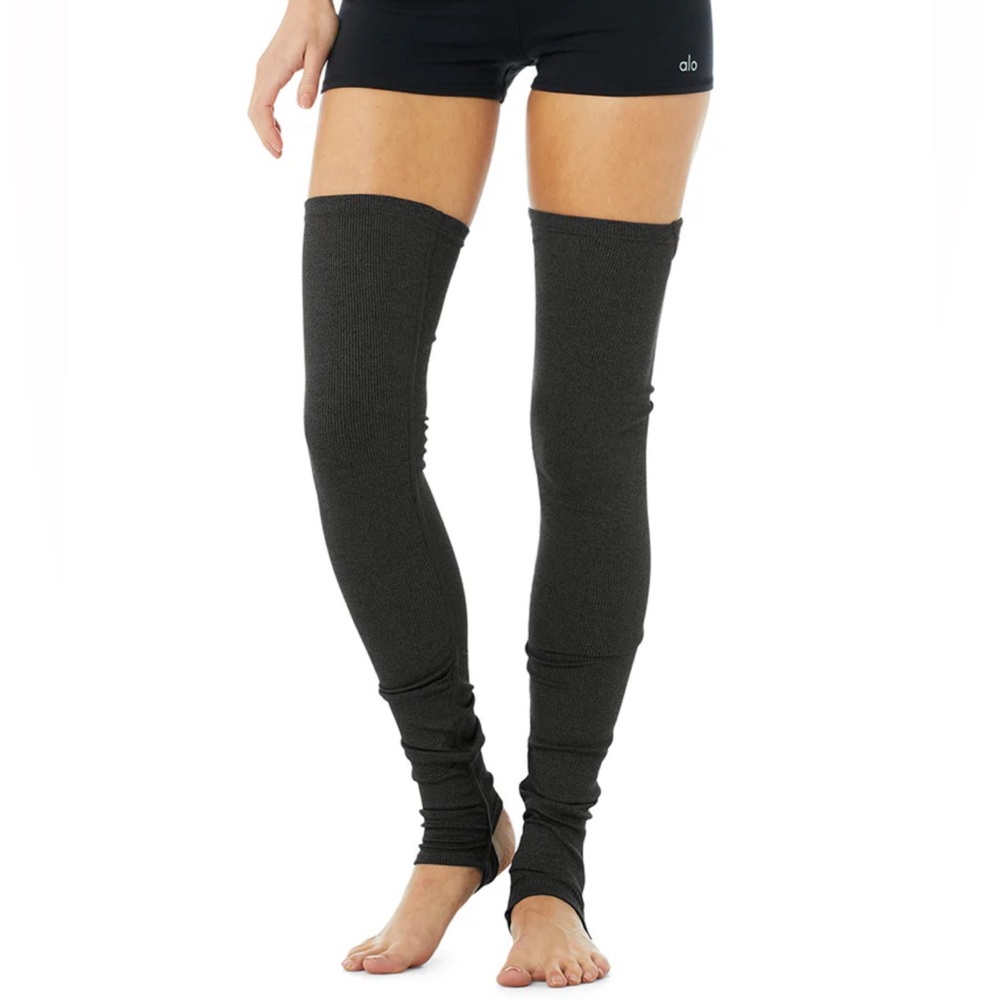 ALO Goddess Leg Warmers